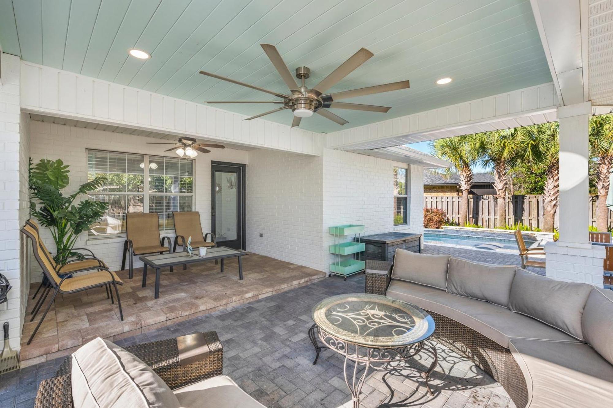 Beautiful Pet Friendly Home! Tropical Pool, Optional Golf Cart & Pool Heat, Minutes To Beach Destin Exterior foto