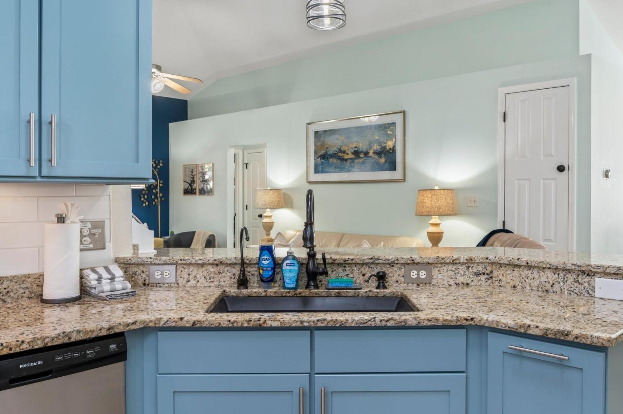 Beautiful Pet Friendly Home! Tropical Pool, Optional Golf Cart & Pool Heat, Minutes To Beach Destin Exterior foto