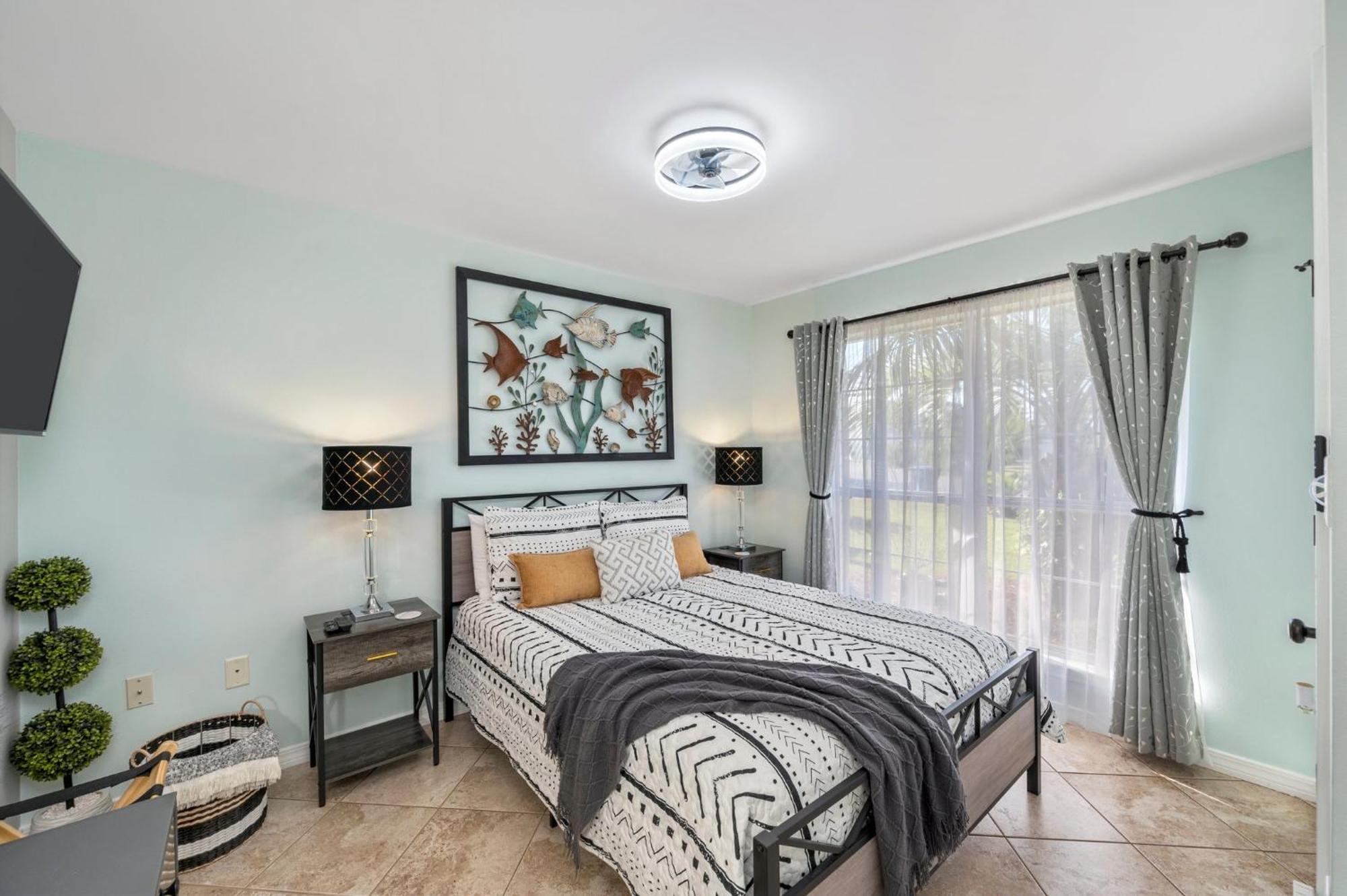 Beautiful Pet Friendly Home! Tropical Pool, Optional Golf Cart & Pool Heat, Minutes To Beach Destin Exterior foto